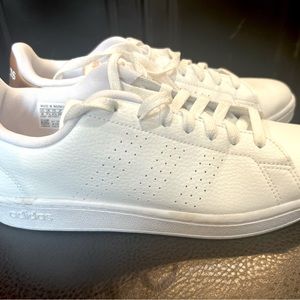 Adidas woman’s superstar…never worn